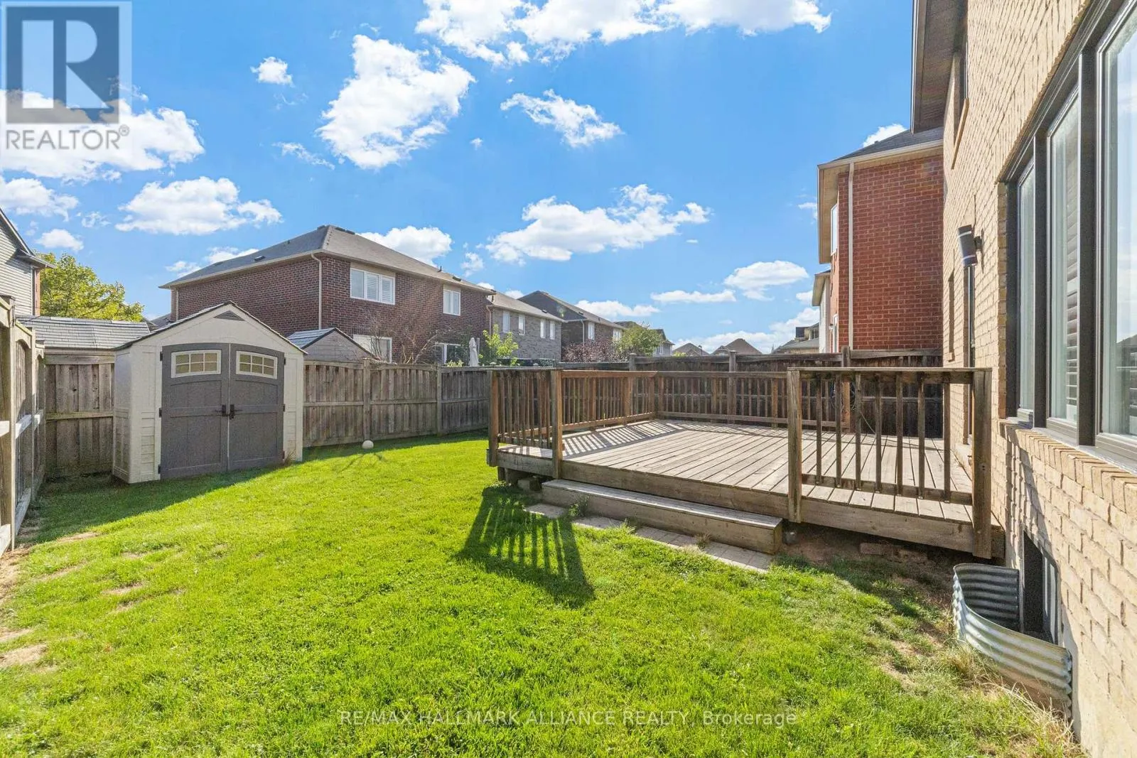 402 SCHREYER CRESCENT