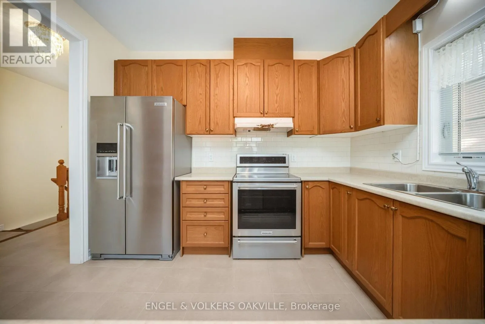 43 - 27 JAZZBERRY ROAD