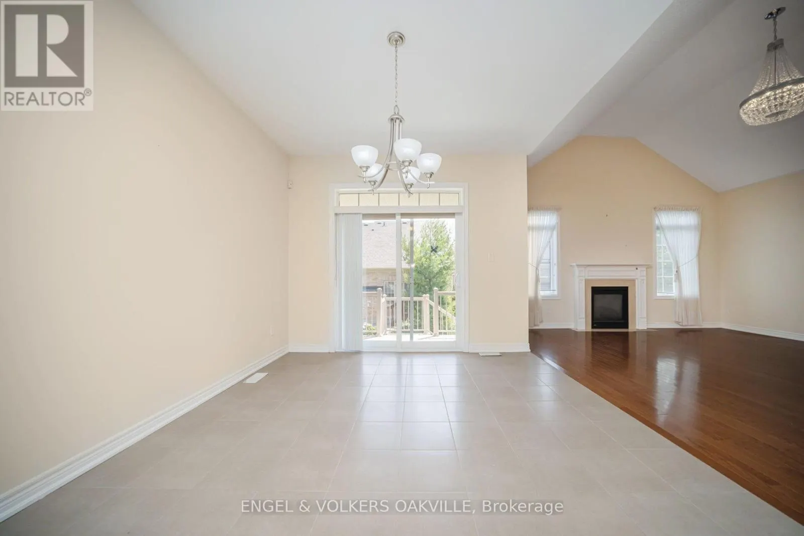43 - 27 JAZZBERRY ROAD
