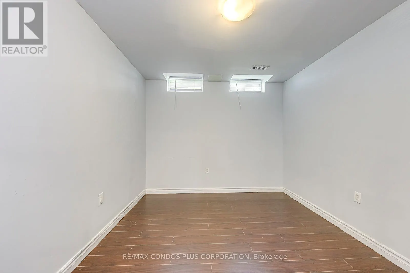 27 - 1015 GALESWAY BOULEVARD