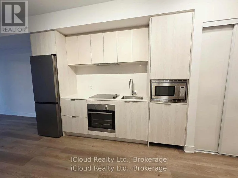 306 - 86 DUNDAS STREET E