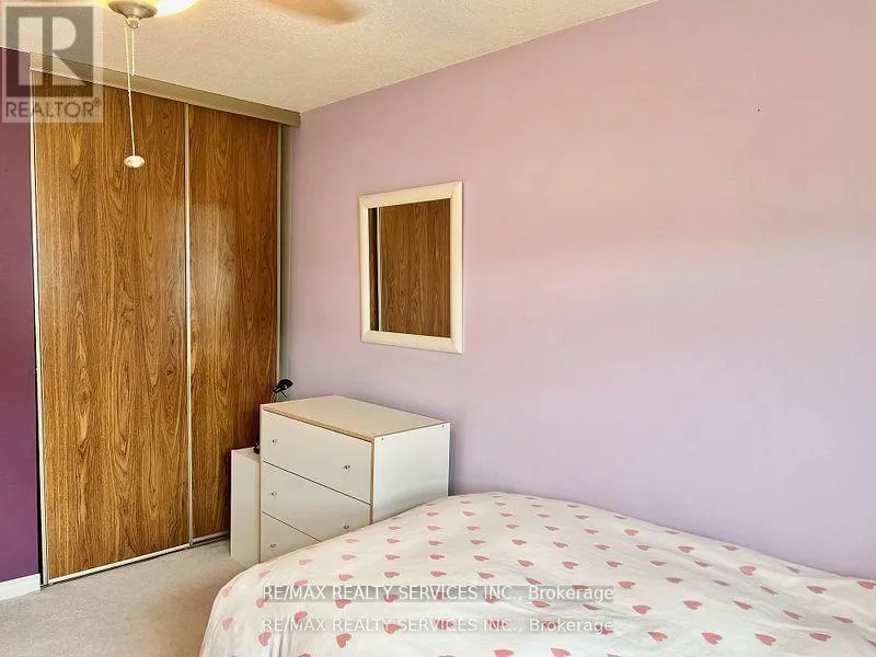 3 OLEANDER CRESCENT