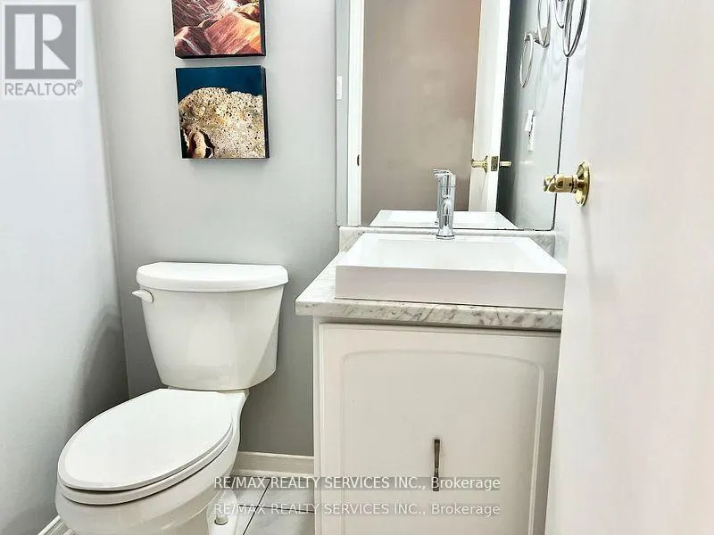 3 OLEANDER CRESCENT