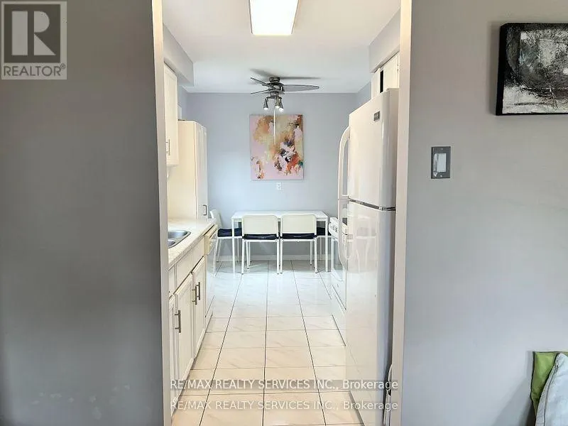 3 OLEANDER CRESCENT