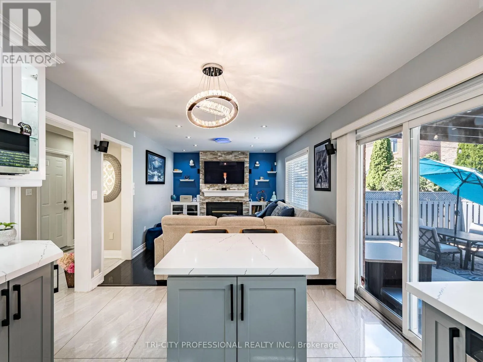 18 SUGARHILL DRIVE
