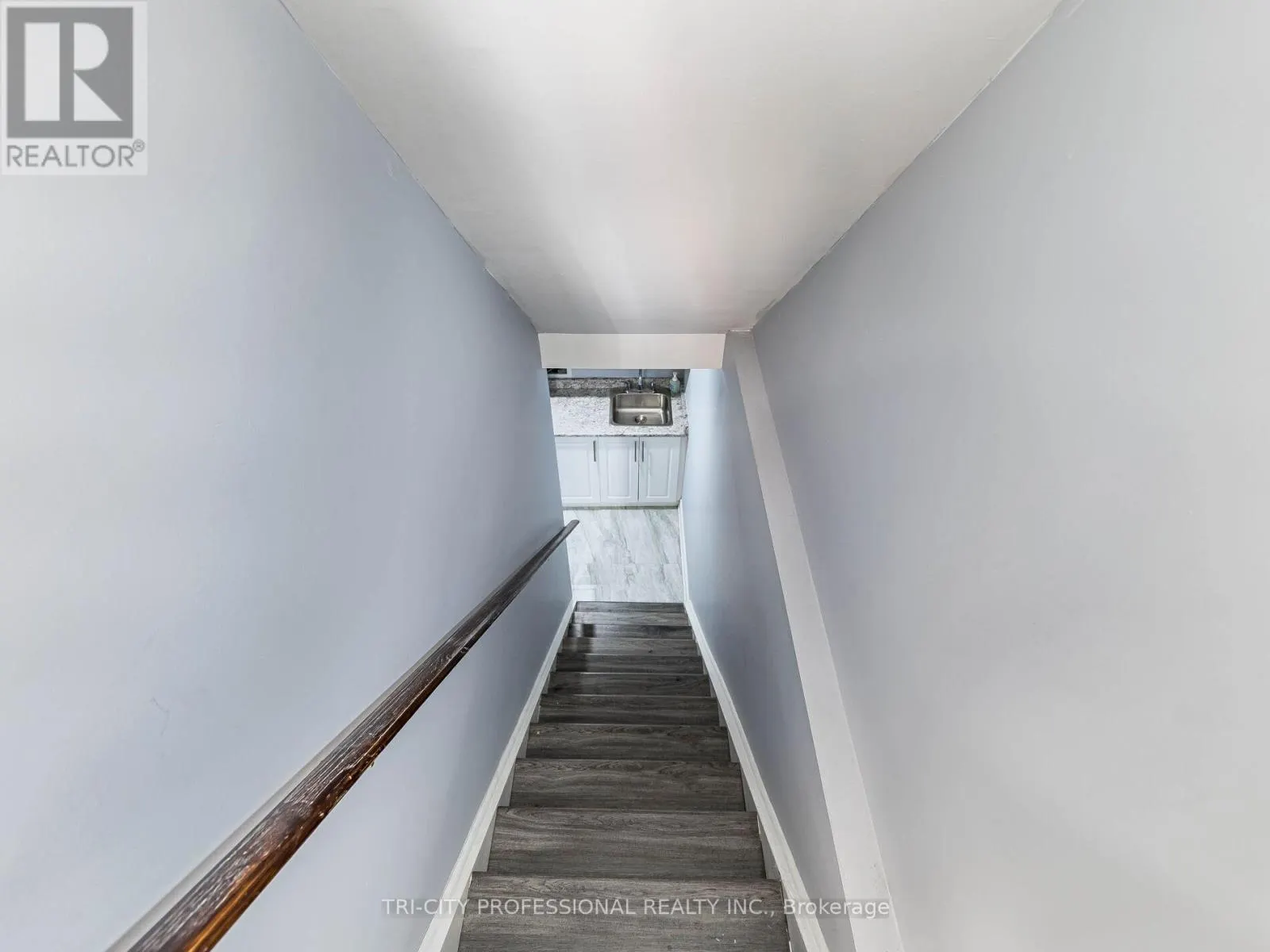 18 SUGARHILL DRIVE