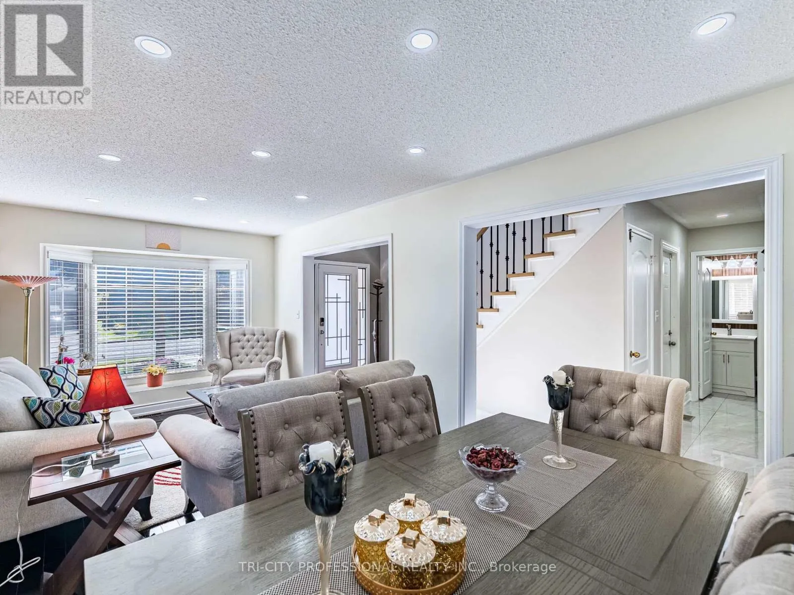 18 SUGARHILL DRIVE