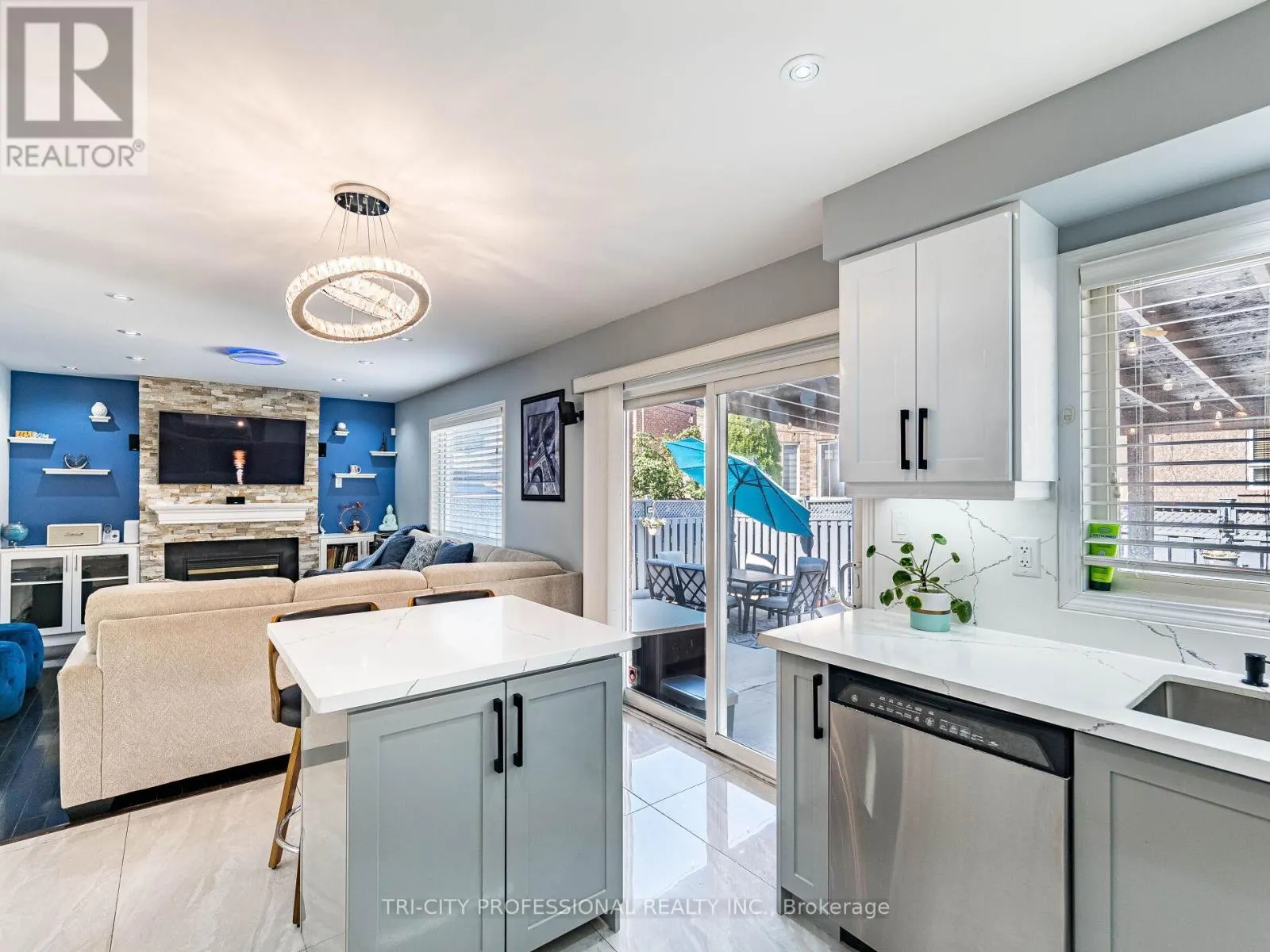 18 SUGARHILL DRIVE