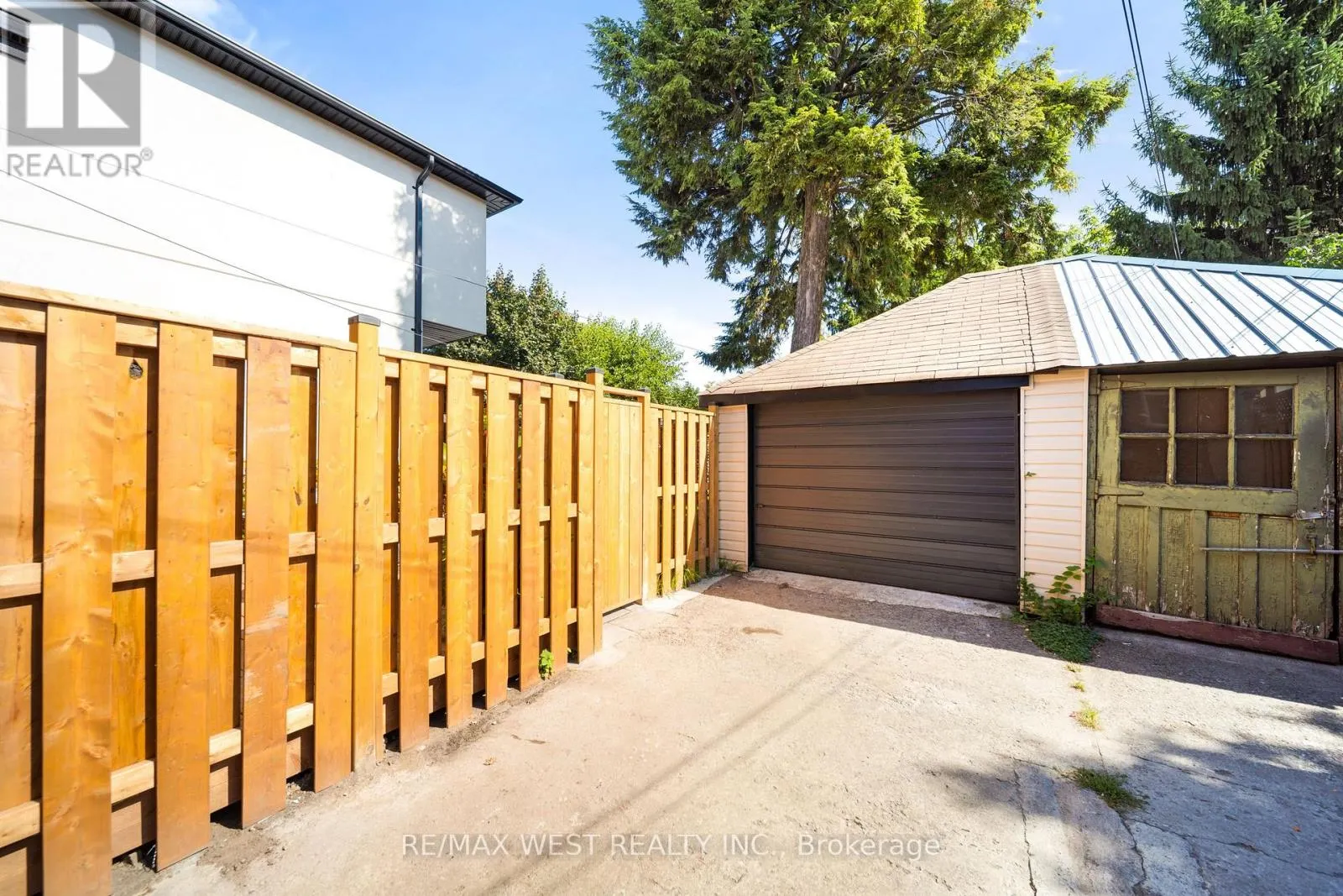 125 BROOKSIDE AVENUE