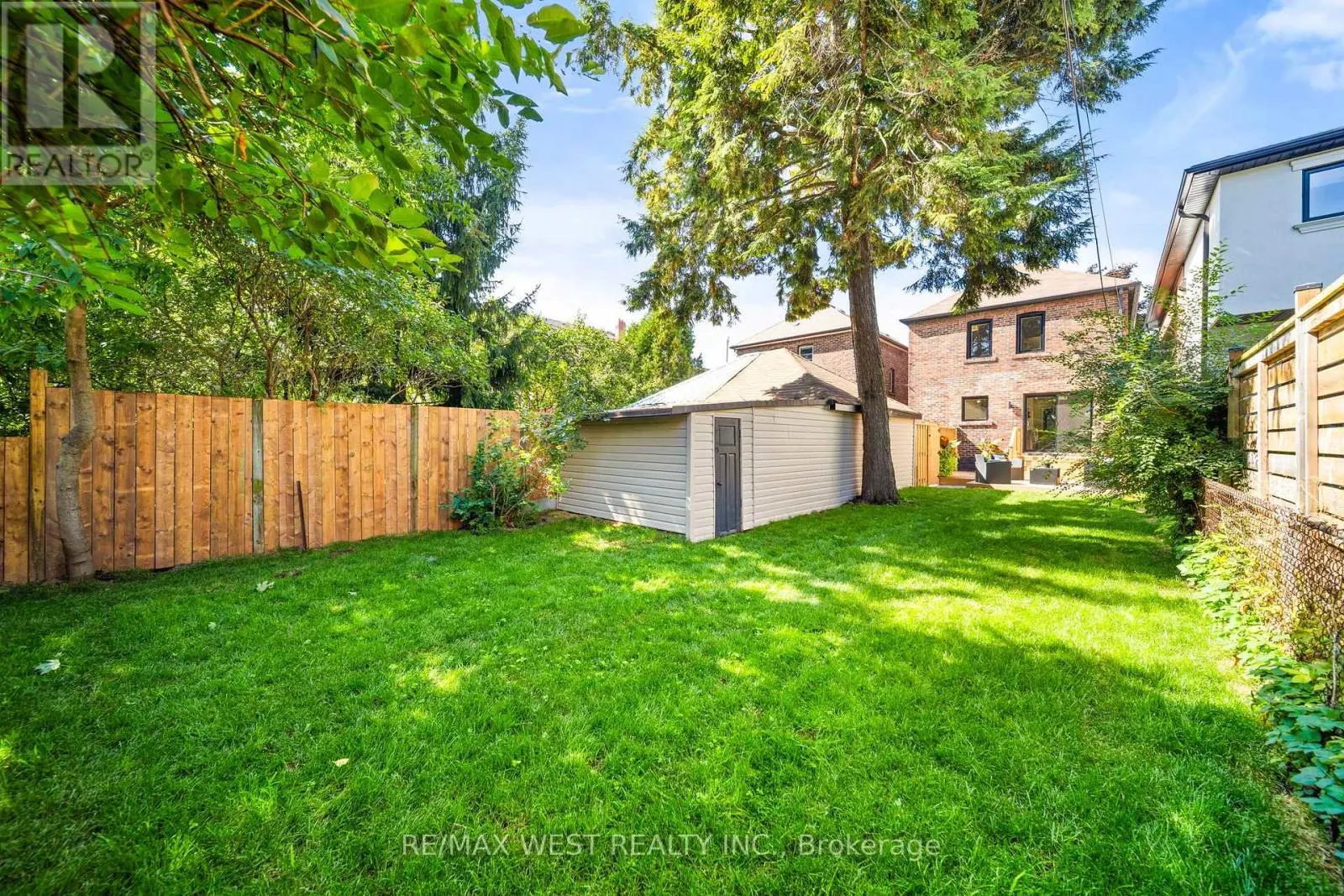 125 BROOKSIDE AVENUE