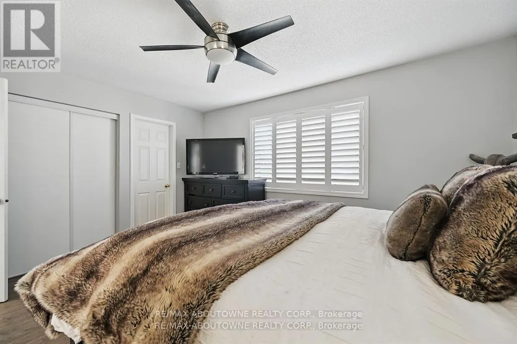 2536 BRACKEN DRIVE