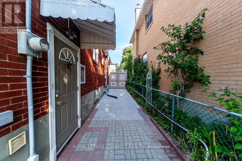30 EAST DRIVE E