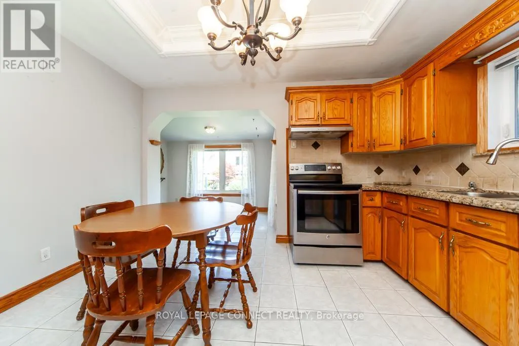 30 EAST DRIVE E