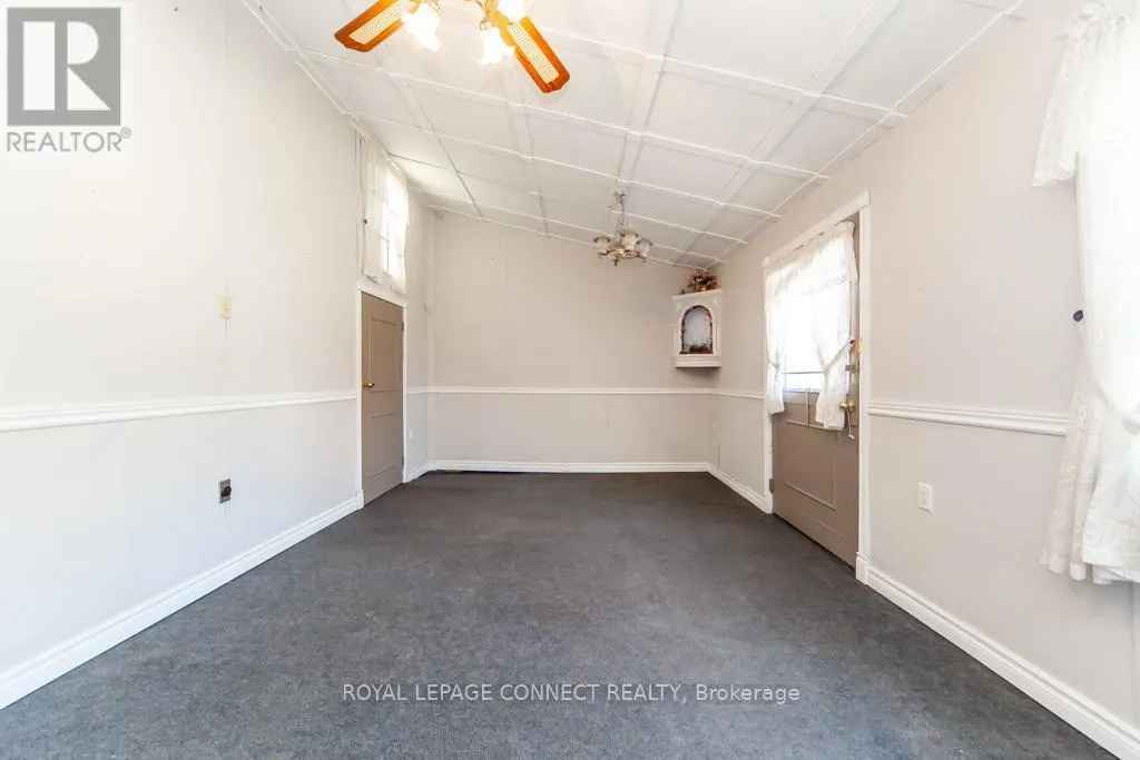 30 EAST DRIVE E