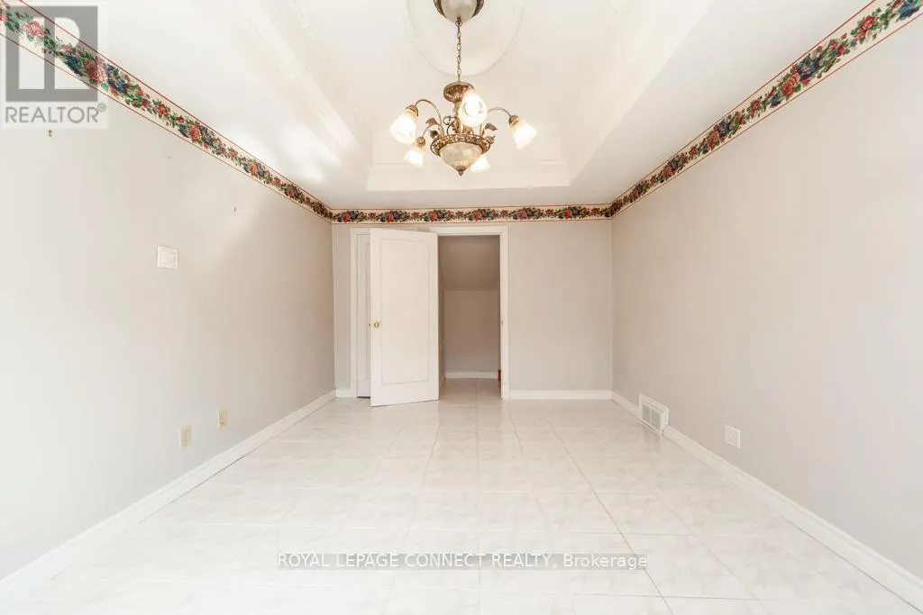 30 EAST DRIVE E