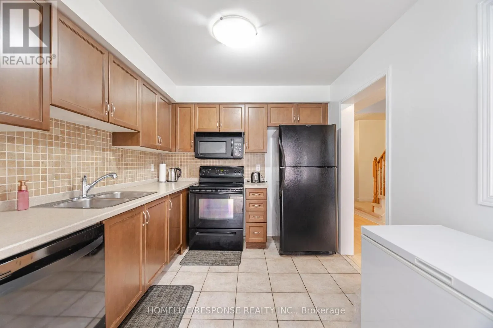 281 - 7360 ZINNIA PLACE