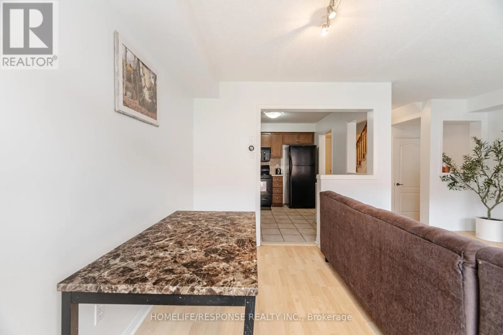 281 - 7360 ZINNIA PLACE