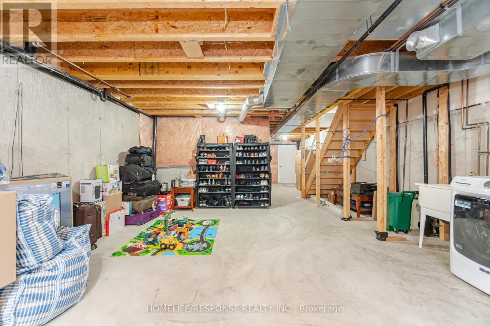 281 - 7360 ZINNIA PLACE