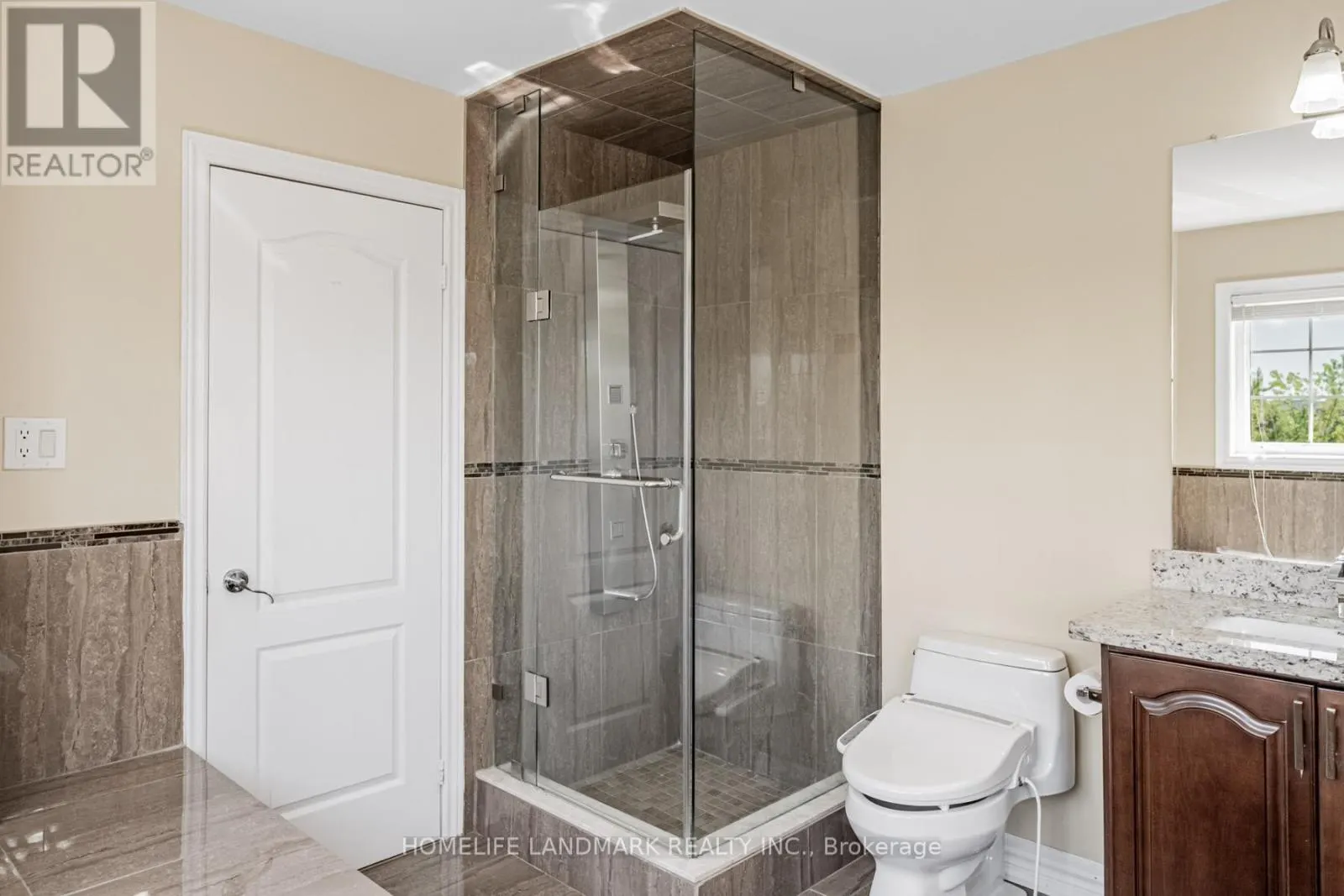 2481 WHISTLING SPRINGS CRESCENT