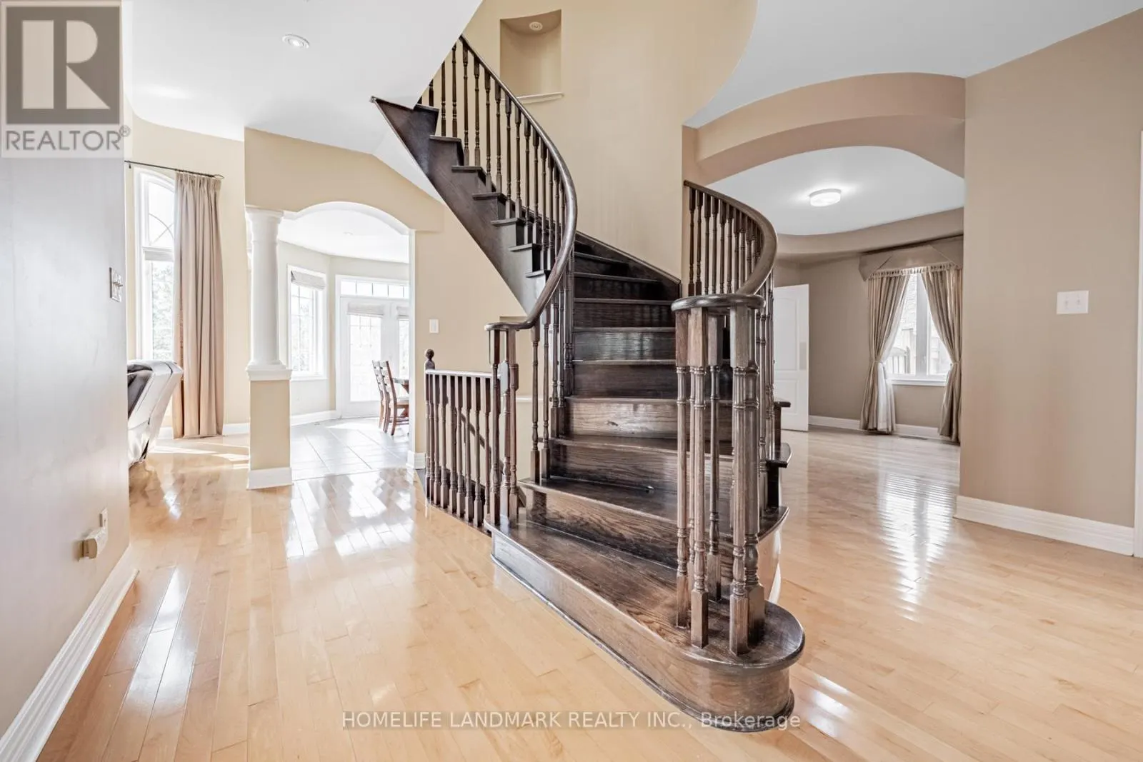 2481 WHISTLING SPRINGS CRESCENT