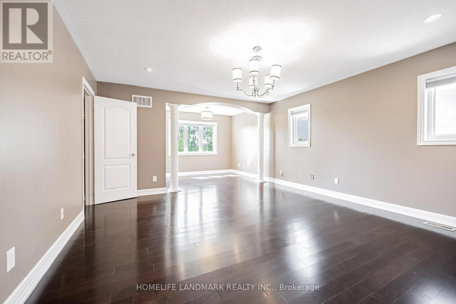 2481 WHISTLING SPRINGS CRESCENT