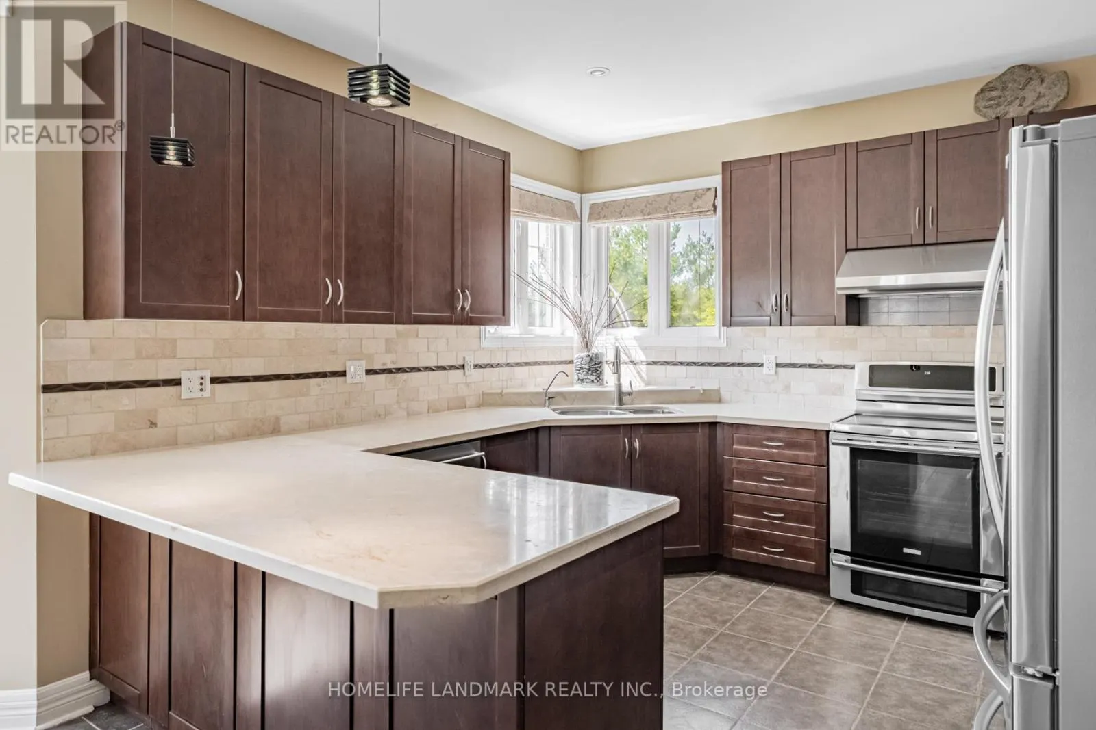 2481 WHISTLING SPRINGS CRESCENT