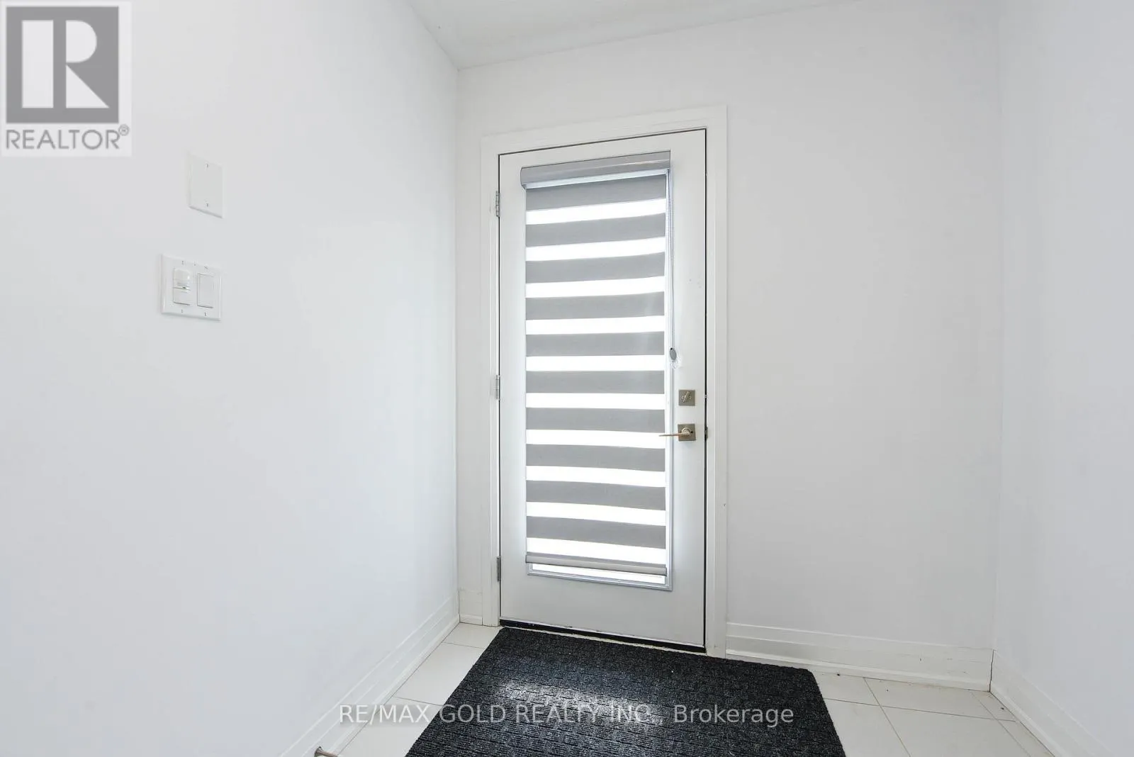 48 WINDTREE WAY