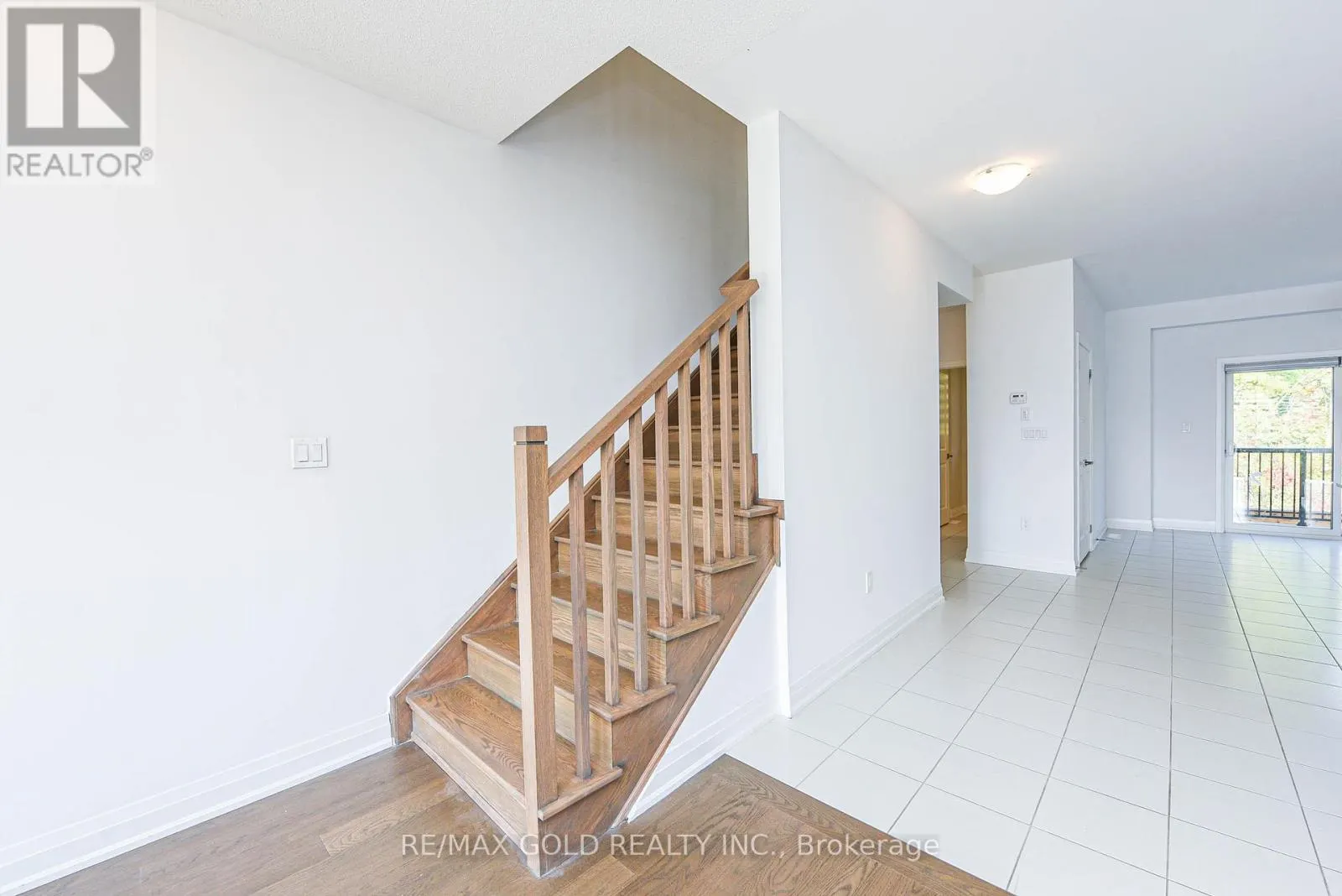 48 WINDTREE WAY