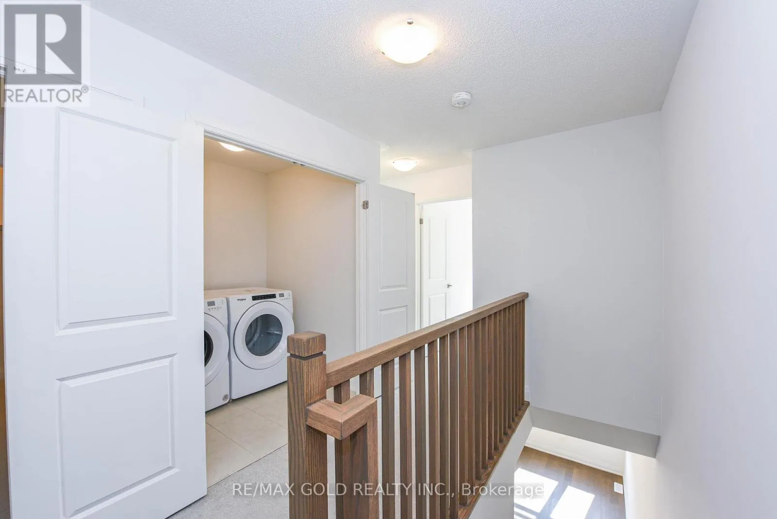 48 WINDTREE WAY