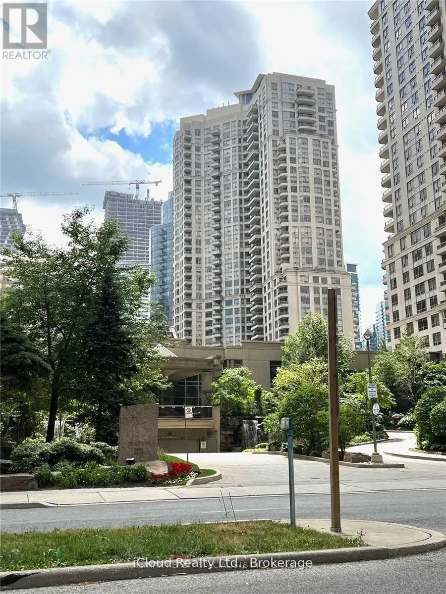 236 - 3888 DUKE OF YORK BOULEVARD