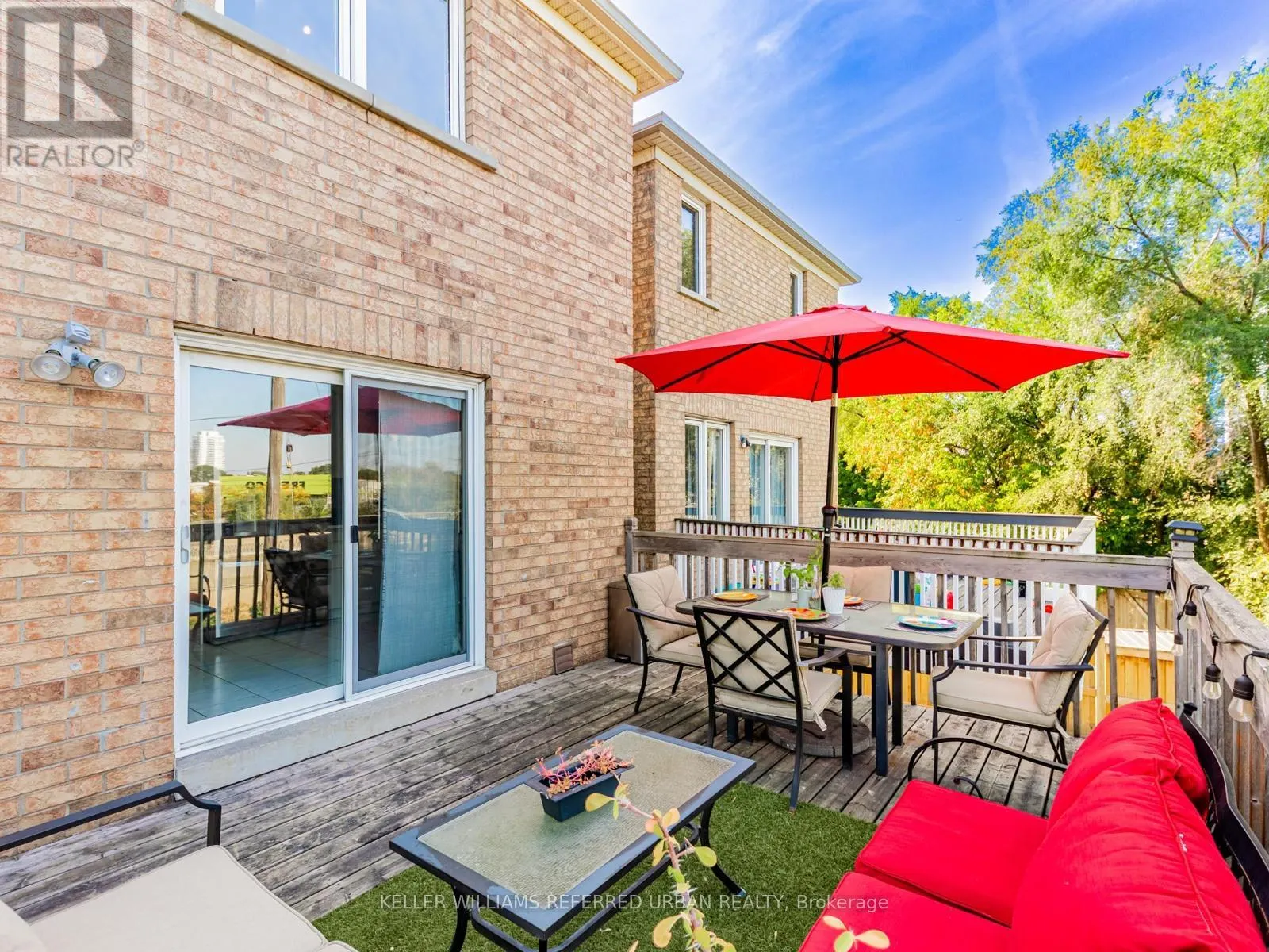 219 TOUCHSTONE DRIVE
