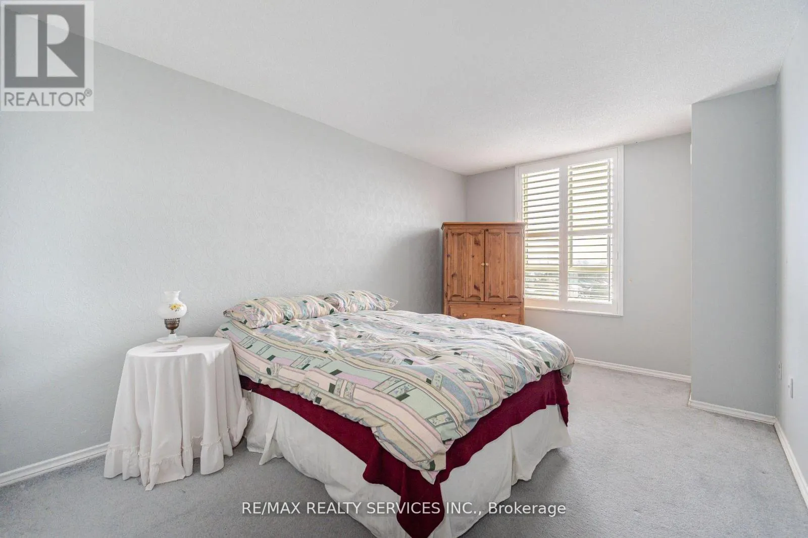 411 - 20 CHERRYTREE DRIVE