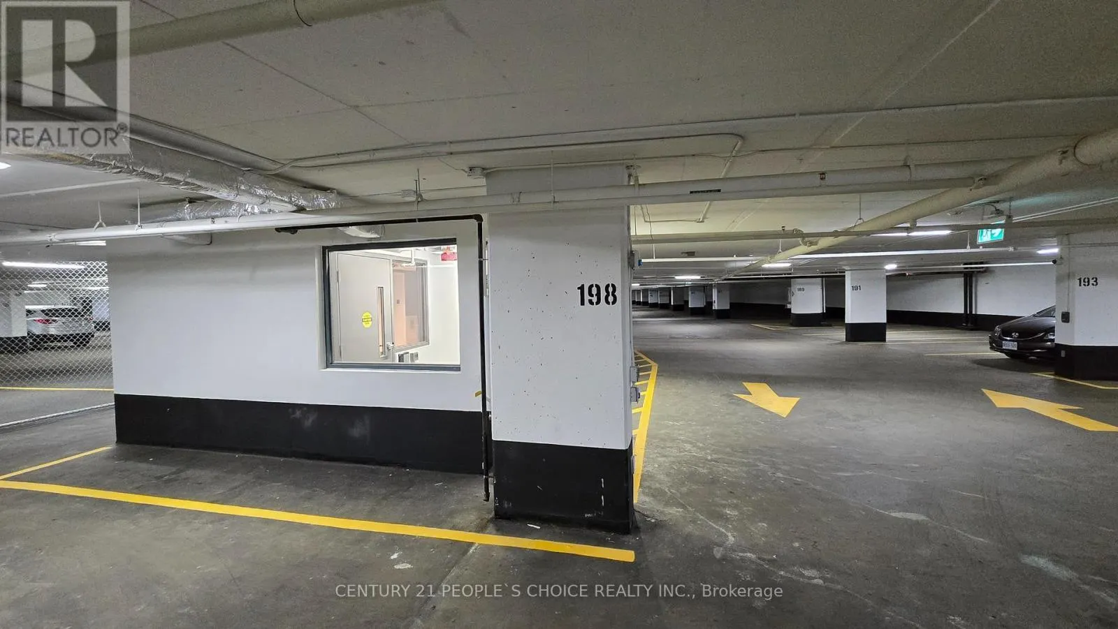 404 - 2485 EGLINTON AVENUE W
