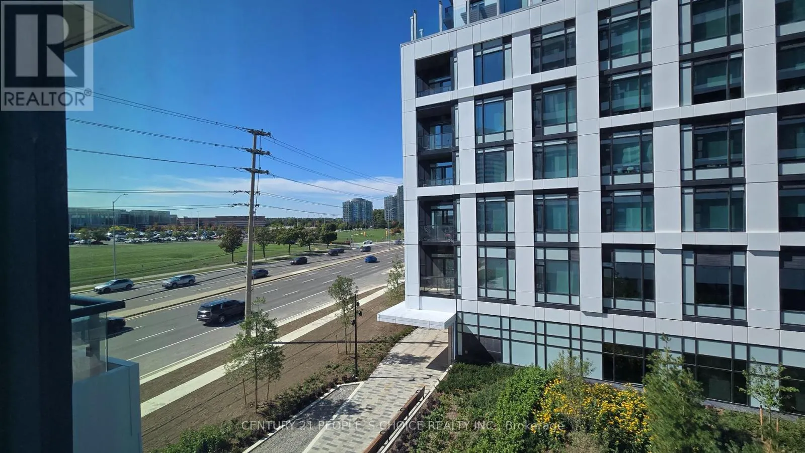 404 - 2485 EGLINTON AVENUE W