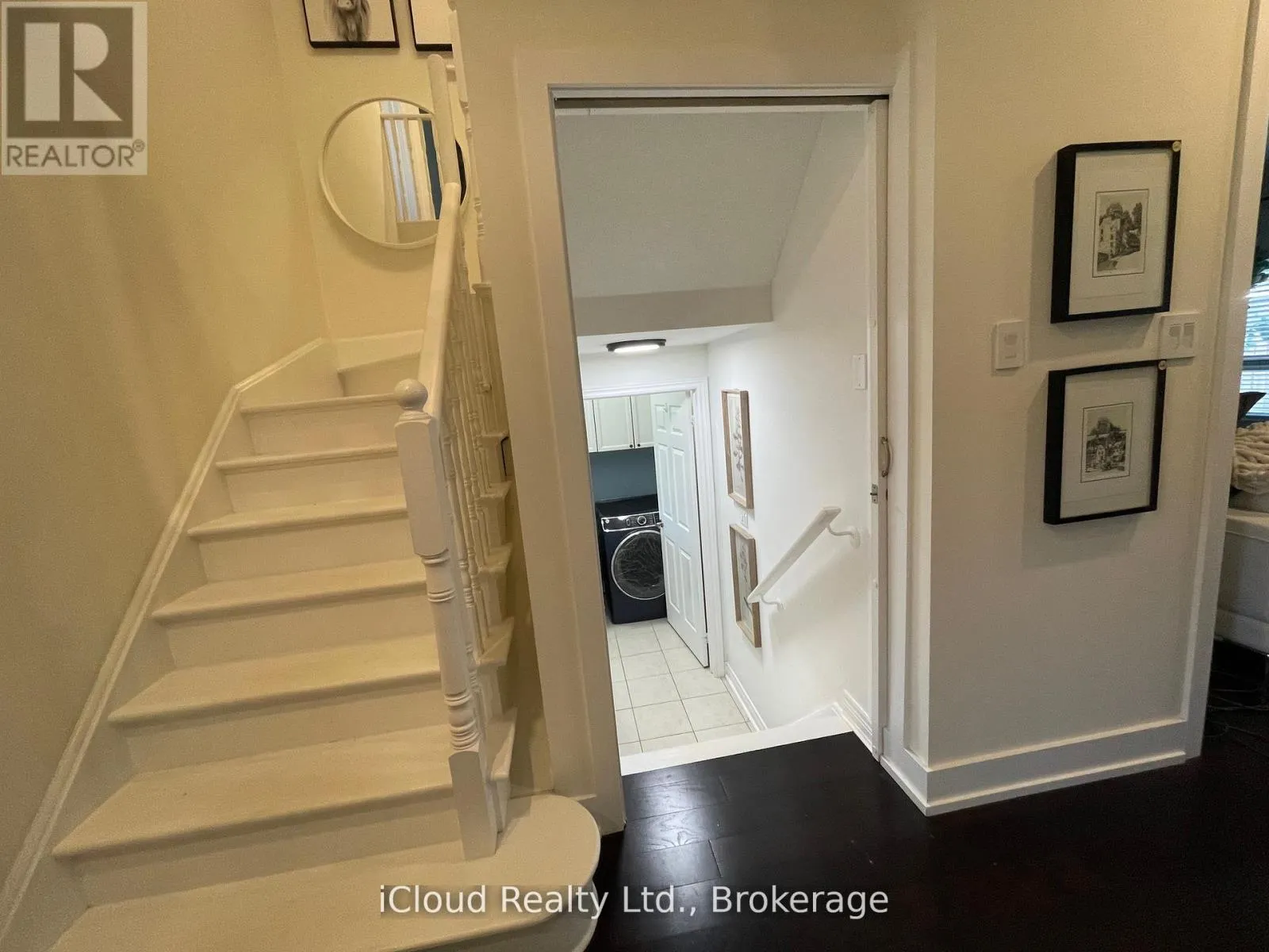 22 FALLGATE DRIVE