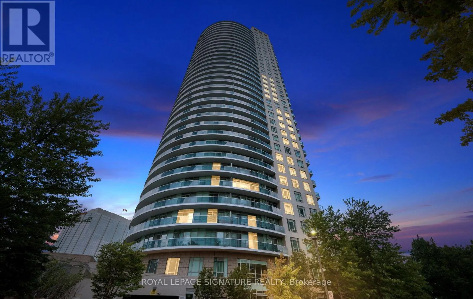 104 - 80 ABSOLUTE AVENUE