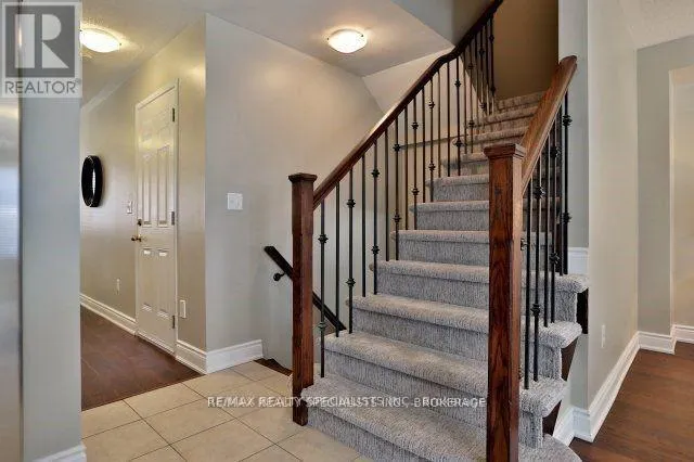 4841 CAPRI CRESCENT