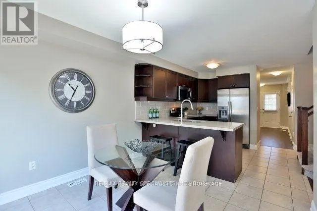 4841 CAPRI CRESCENT