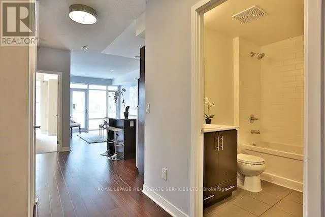 903 - 360 SQUARE ONE DRIVE