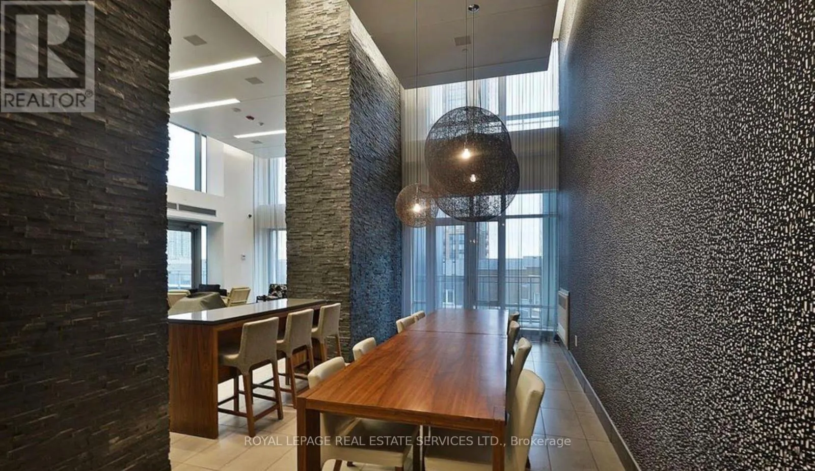 903 - 360 SQUARE ONE DRIVE