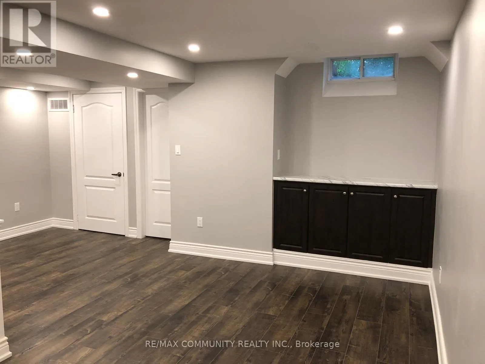 3837 COACHMAN CIRCLE
