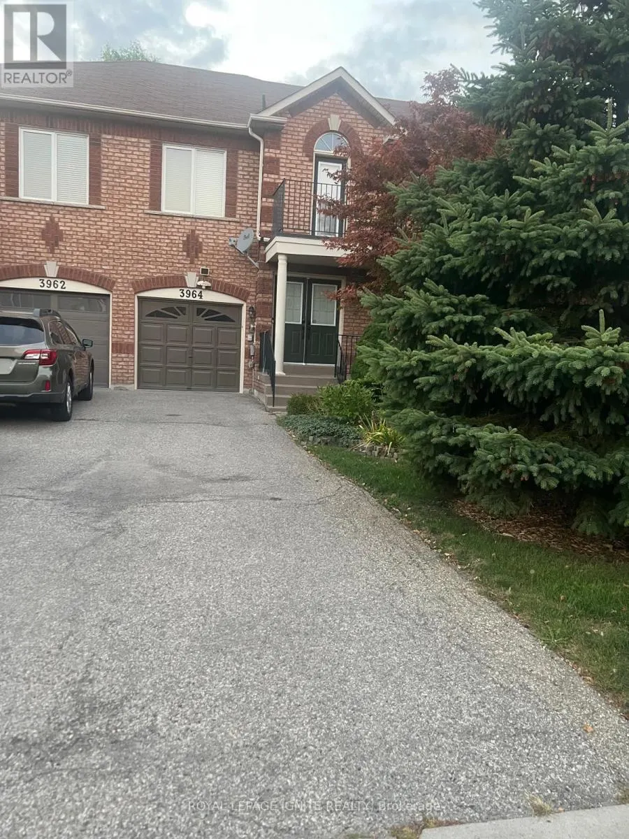 3964 COACHMAN CIRCLE