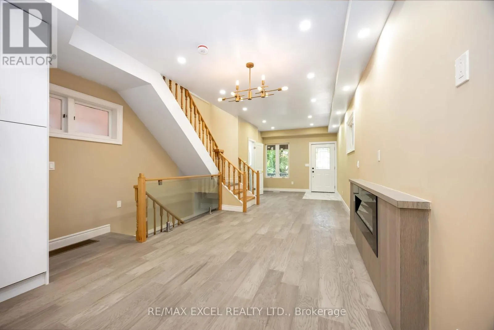 75 HARVIE AVENUE