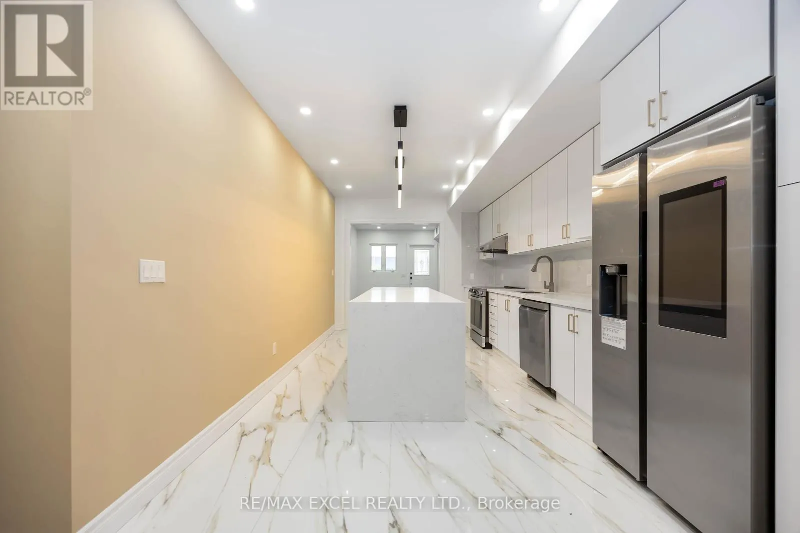 75 HARVIE AVENUE