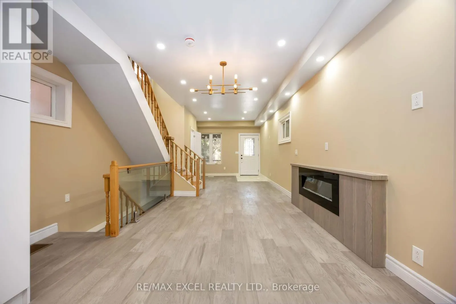 75 HARVIE AVENUE