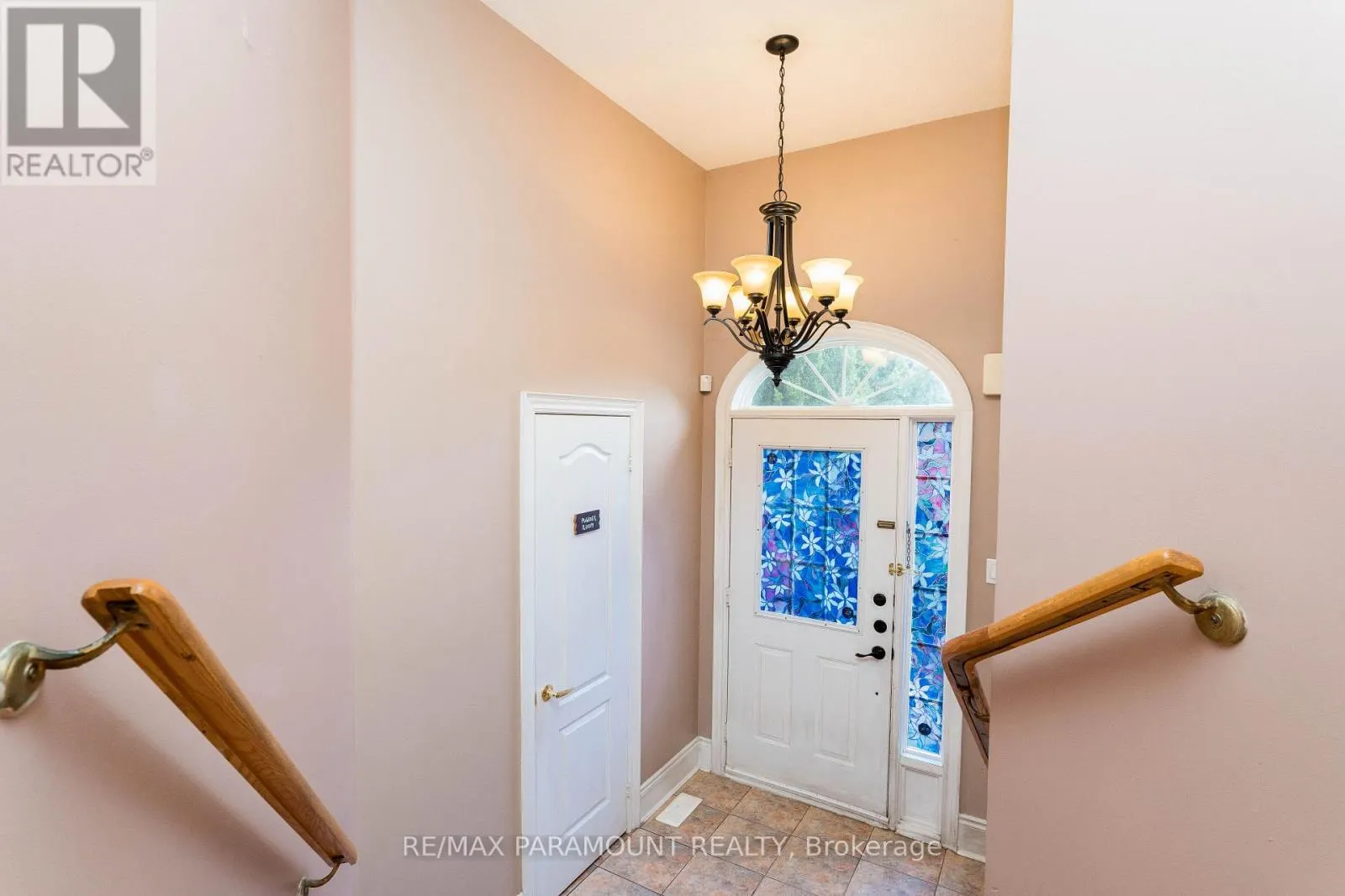 19 RIVER ROCK CRESCENT