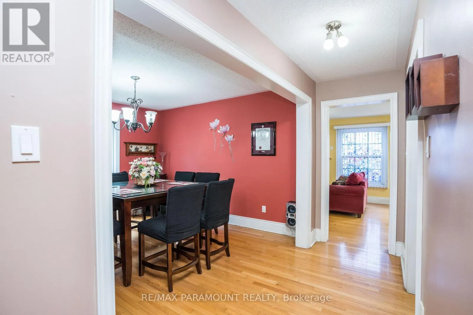 19 RIVER ROCK CRESCENT