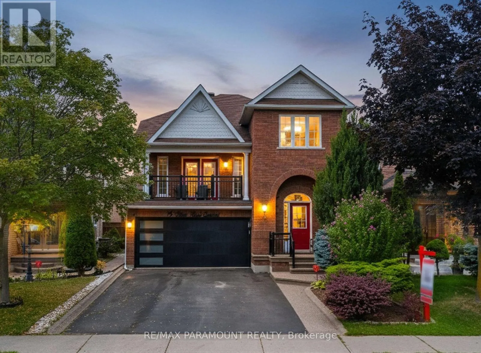 19 RIVER ROCK CRESCENT