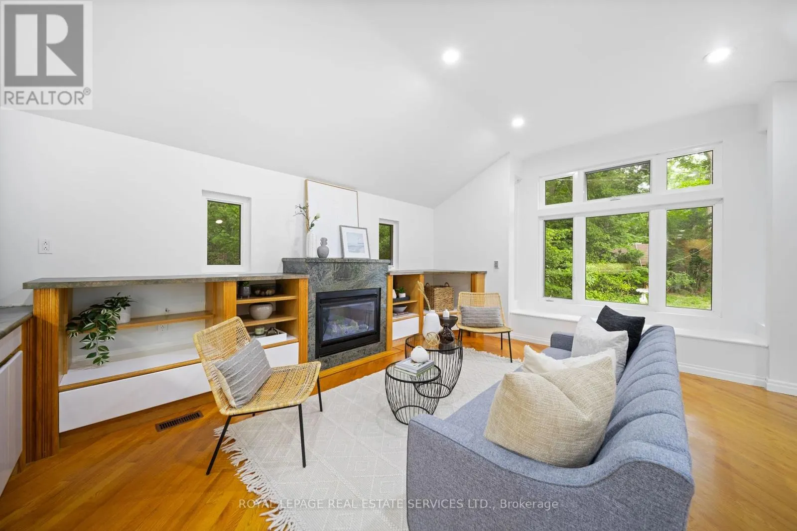 29 ROBIN HOOD ROAD