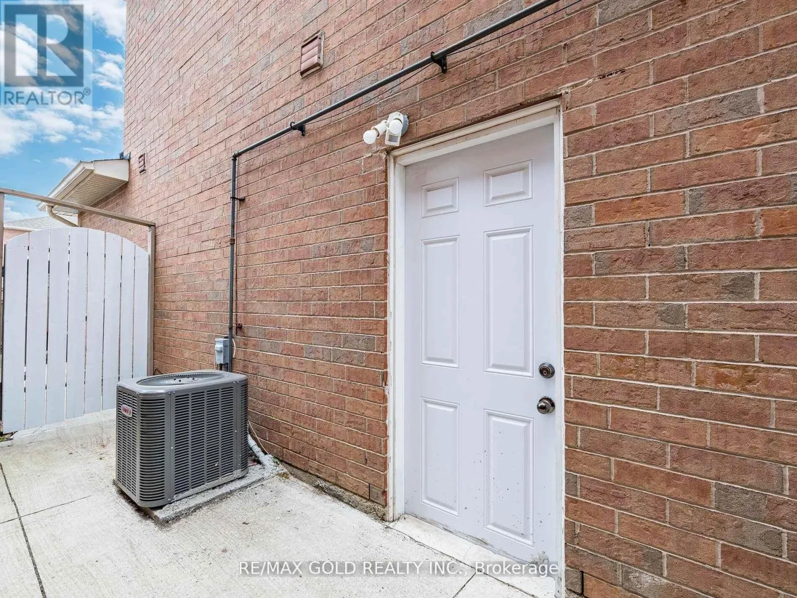 35 GARIBALDI DRIVE